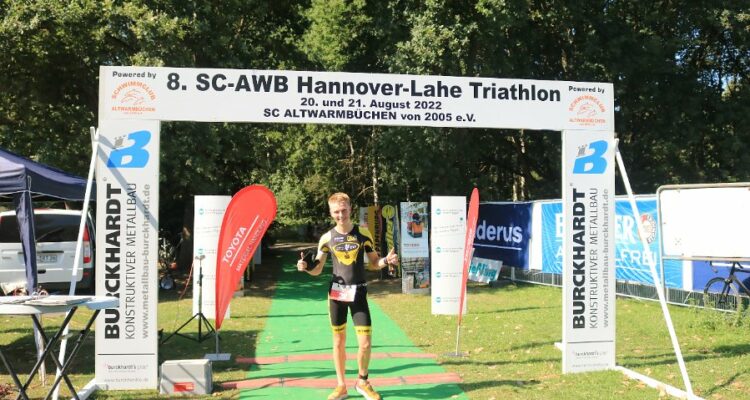 Triathlon am Altwarmbüchener See 2023
